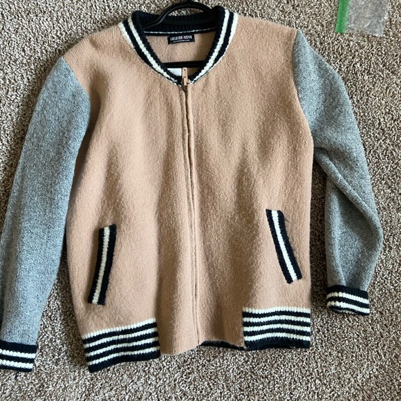 Jacket - Picture 1 of 1